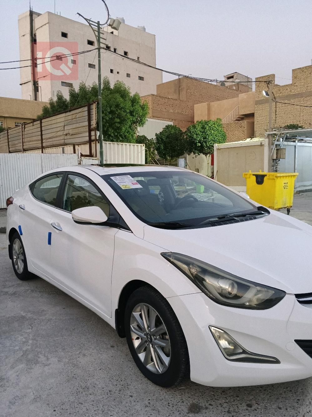 Hyundai Elantra